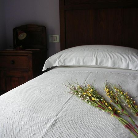 Bed and Breakfast Poggio Dei Prugnoli Tavoleto Pokój zdjęcie