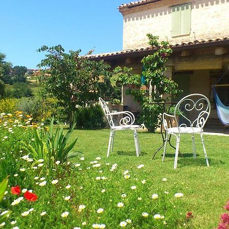 Bed and Breakfast Poggio Dei Prugnoli Tavoleto Zewnętrze zdjęcie