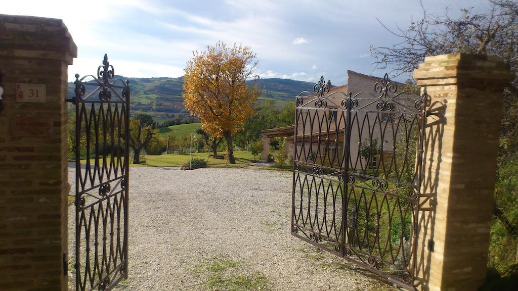 Bed and Breakfast Poggio Dei Prugnoli Tavoleto Zewnętrze zdjęcie