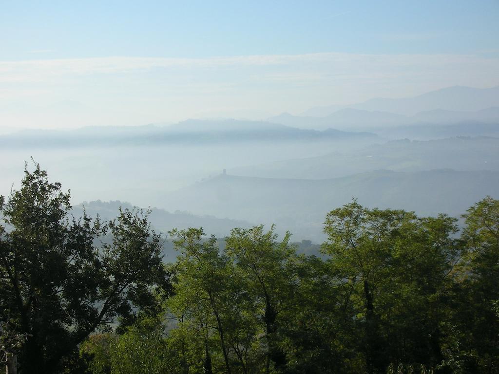 Bed and Breakfast Poggio Dei Prugnoli Tavoleto Zewnętrze zdjęcie